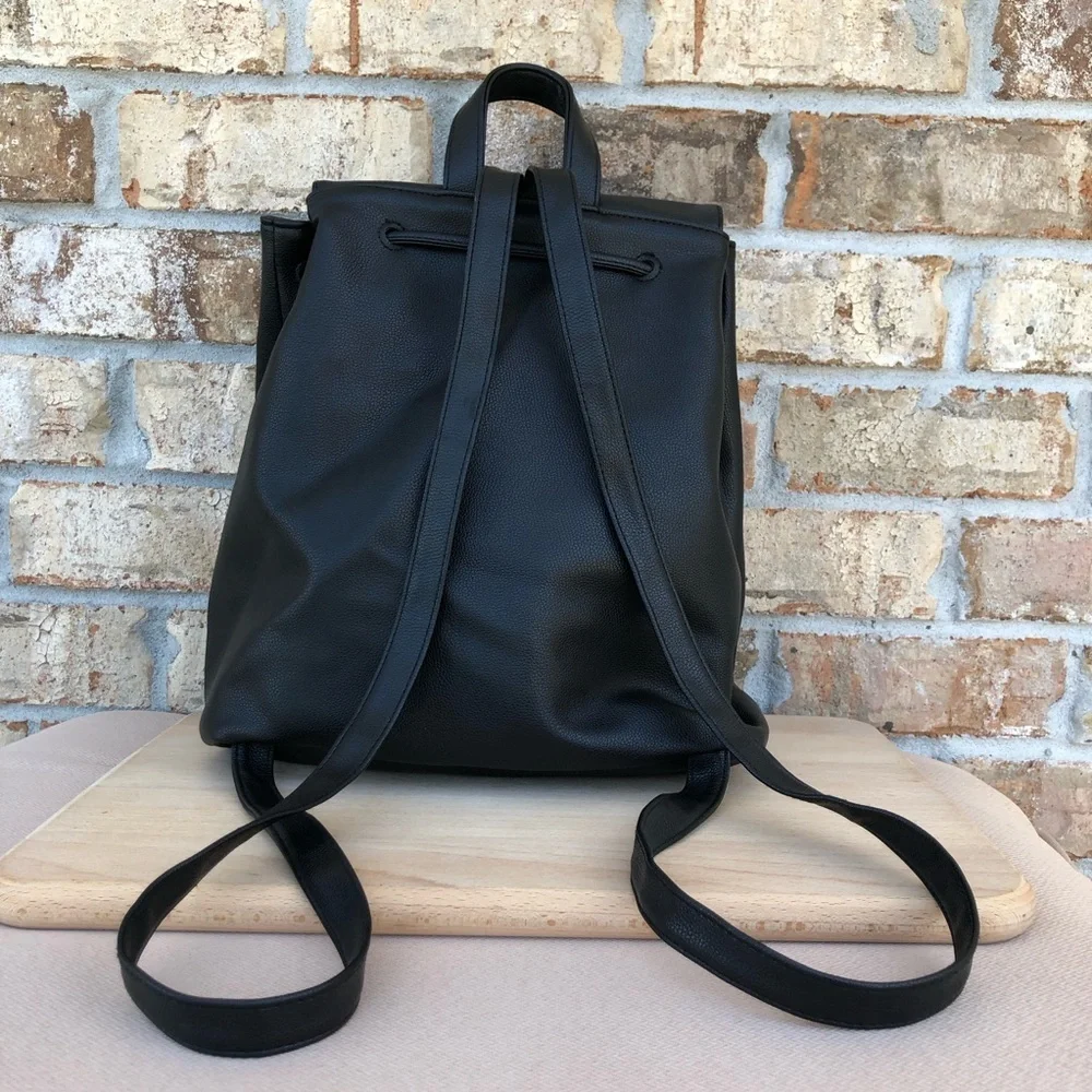 Victoria’s Secret Faux Leather Drawstring Magnet Black Backpack 15”W 12”H 6”D